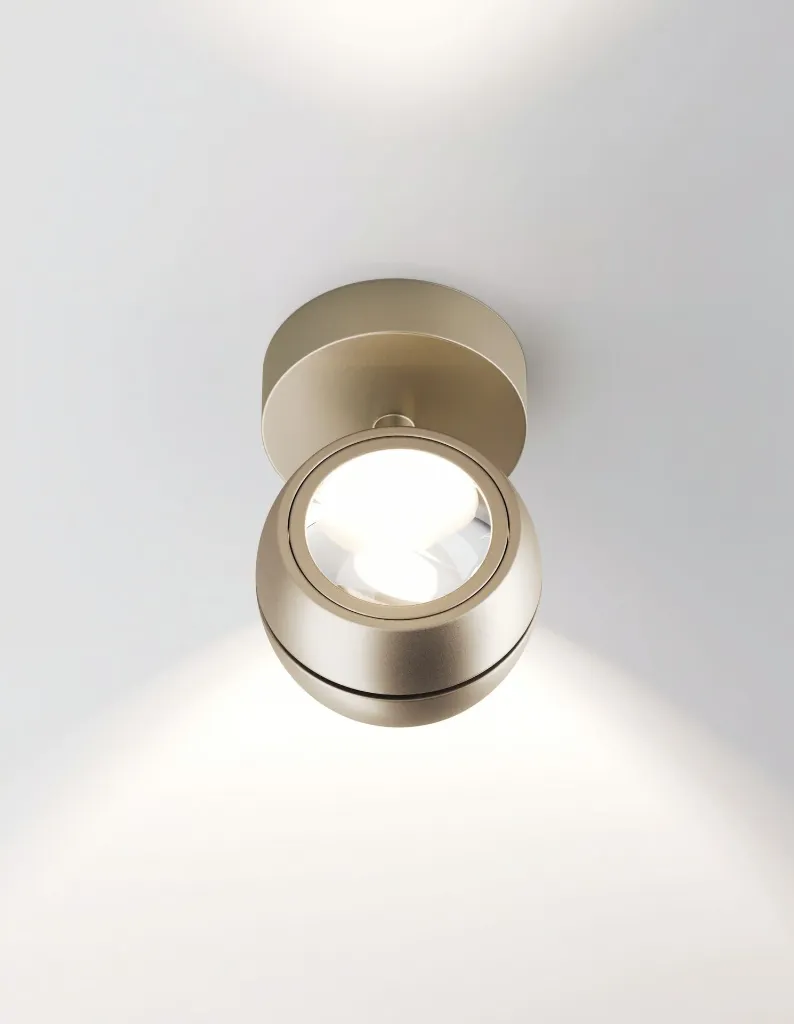 Nautilus-mini_matte-champagne-4.webp