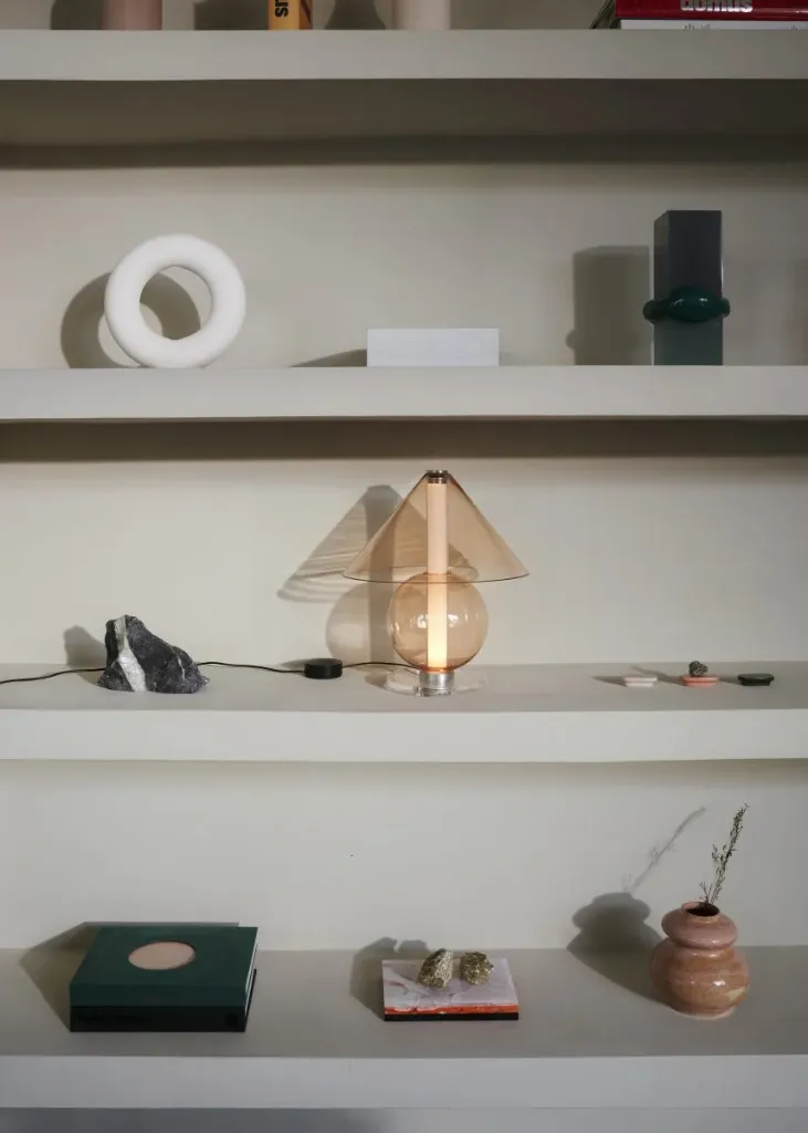 marset-lr-fragile-amber-shelves-857x1200.webp