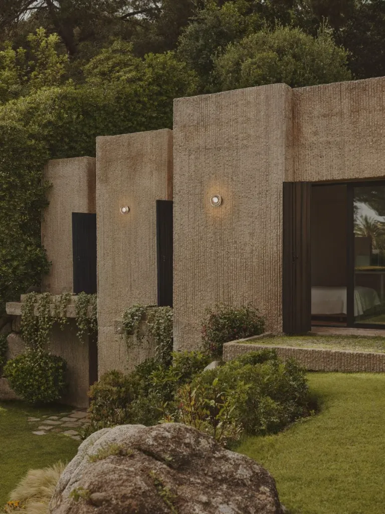 marset-lr-roc-plus-brutalist-house-900x1200.webp