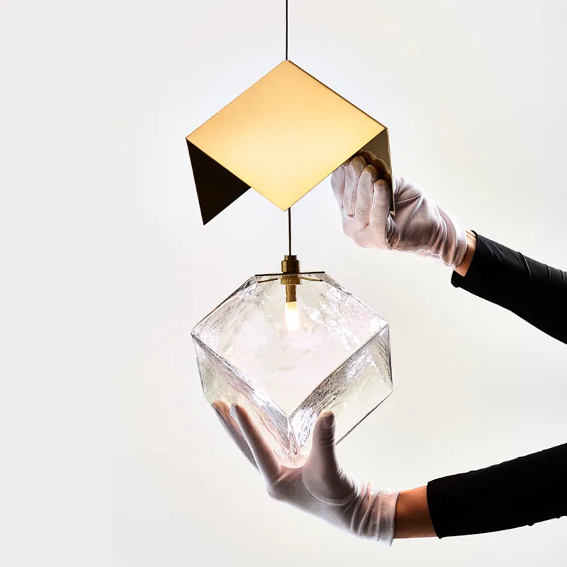 bomma-pyrit-collection-handmade-crystal-pendant-lighting-white-background.webp