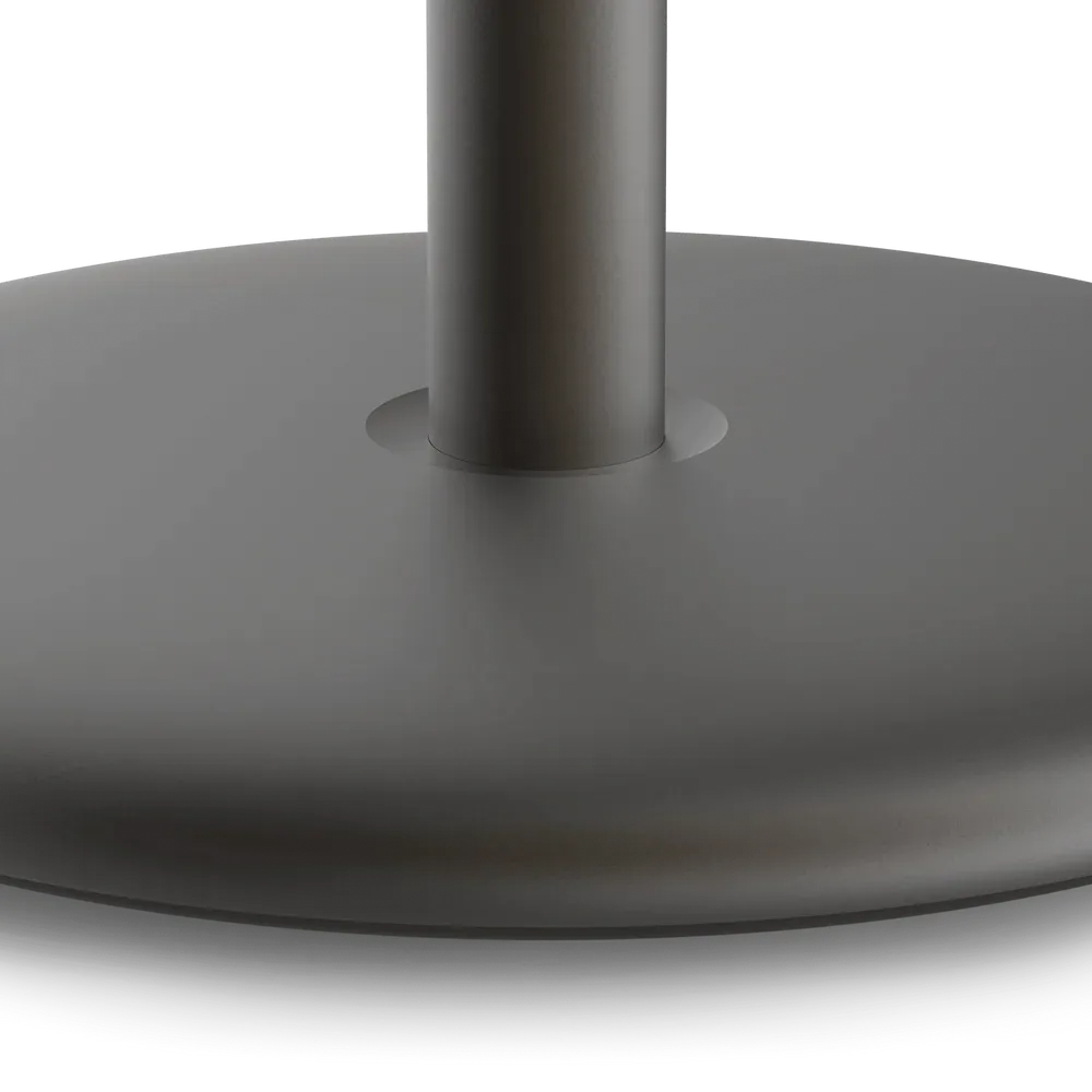 GRAU_PAM1-50_Parrot-Floor-Portable_Black-Brass_Close-Up-Base_jswqu2.webp
