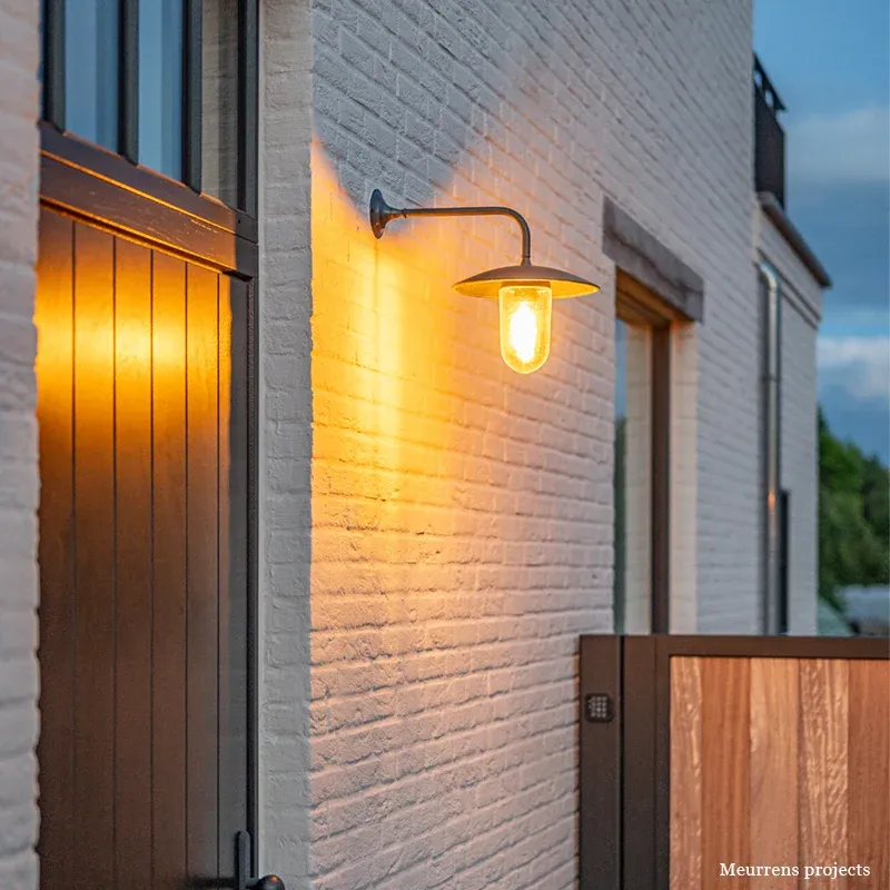 ELB001002_Elebase_90_outdoor_wall_MI8_Authentage_Meurrens_projects_kopie_800x800.webp