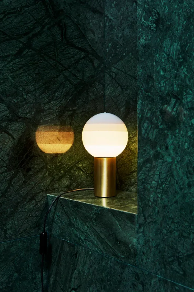 marset_dipping-light-white_lr_with-ambience-800x1200.webp
