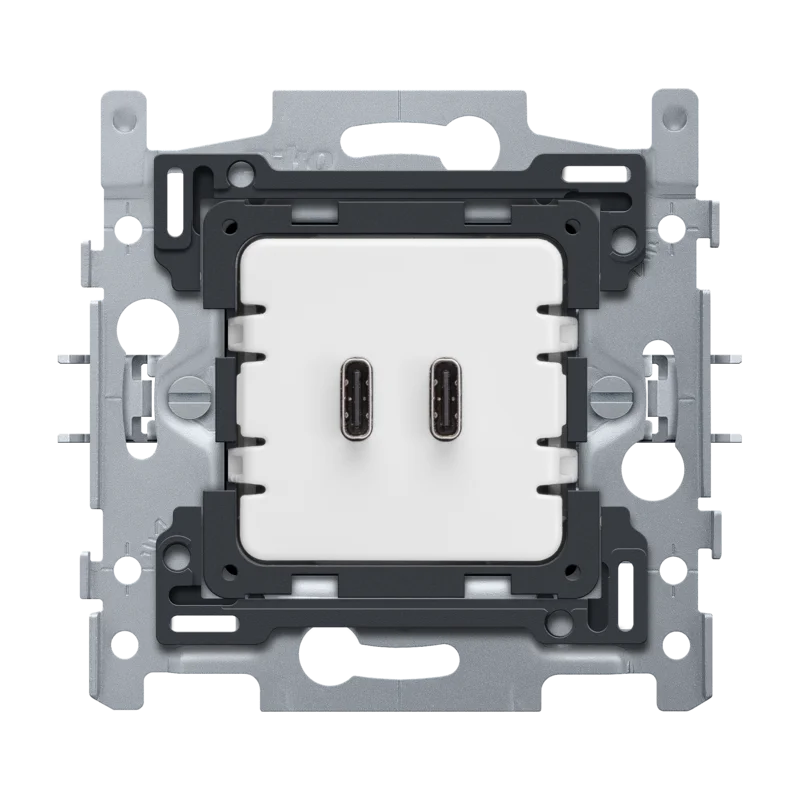 [NIK-420-00520] Dubbele smart USB-C lader met power delivery, 65 W piek, klauwbevestiging