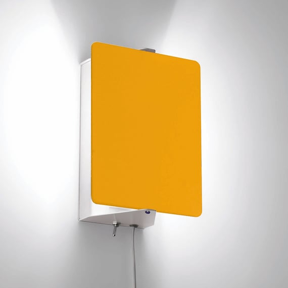 Applique à Volet Pivotant - yellow painted - E14