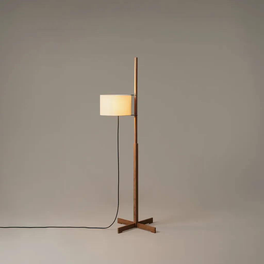 [SNC-TMMSA10] TMM: Wood structure: Natural oak. Parchment lampshade: Beige.