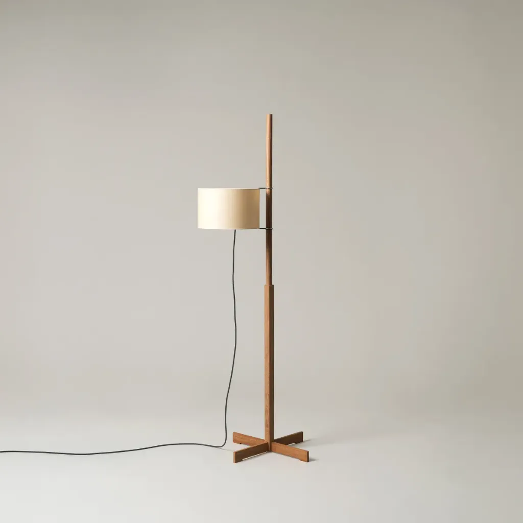 [SNC-TMMSA04] TMM: Wood structure: Cherry. Parchment lampshade: Beige.