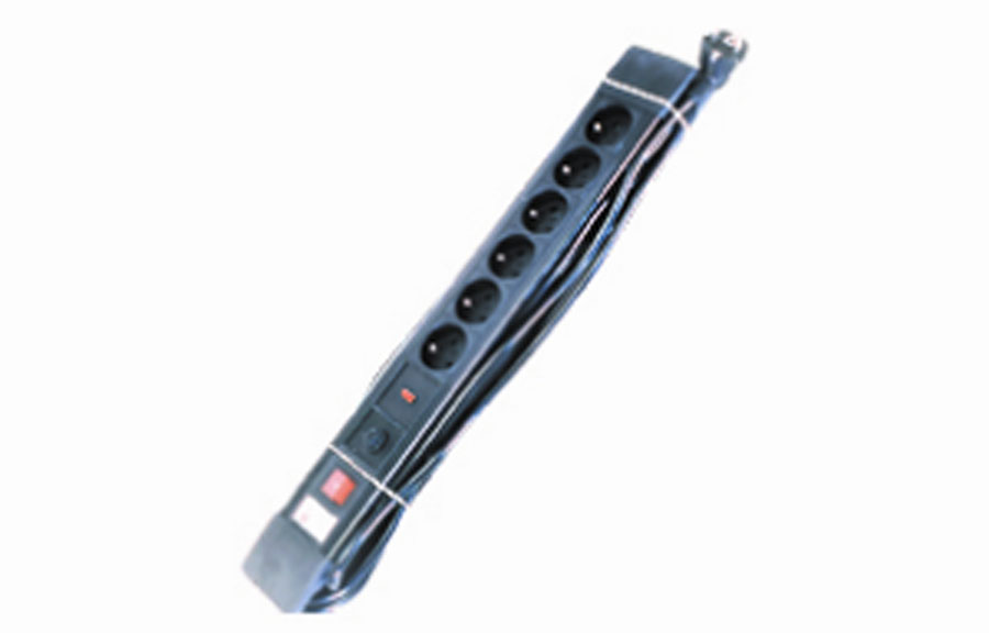 AC stekkerdoos + schakelaar + RFI - 6x 2 P+A 16A met snoer - 3G1.5 - Zwart - 5m