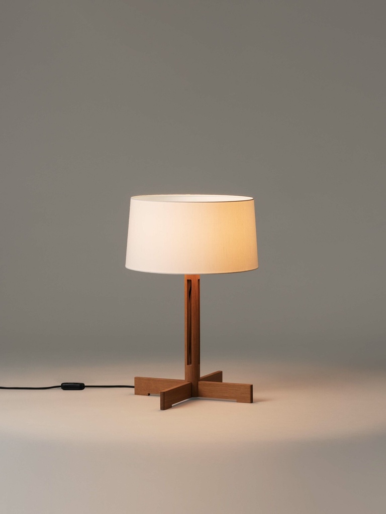 FAD: : Natural oak wood structure. : White linen lampshade.