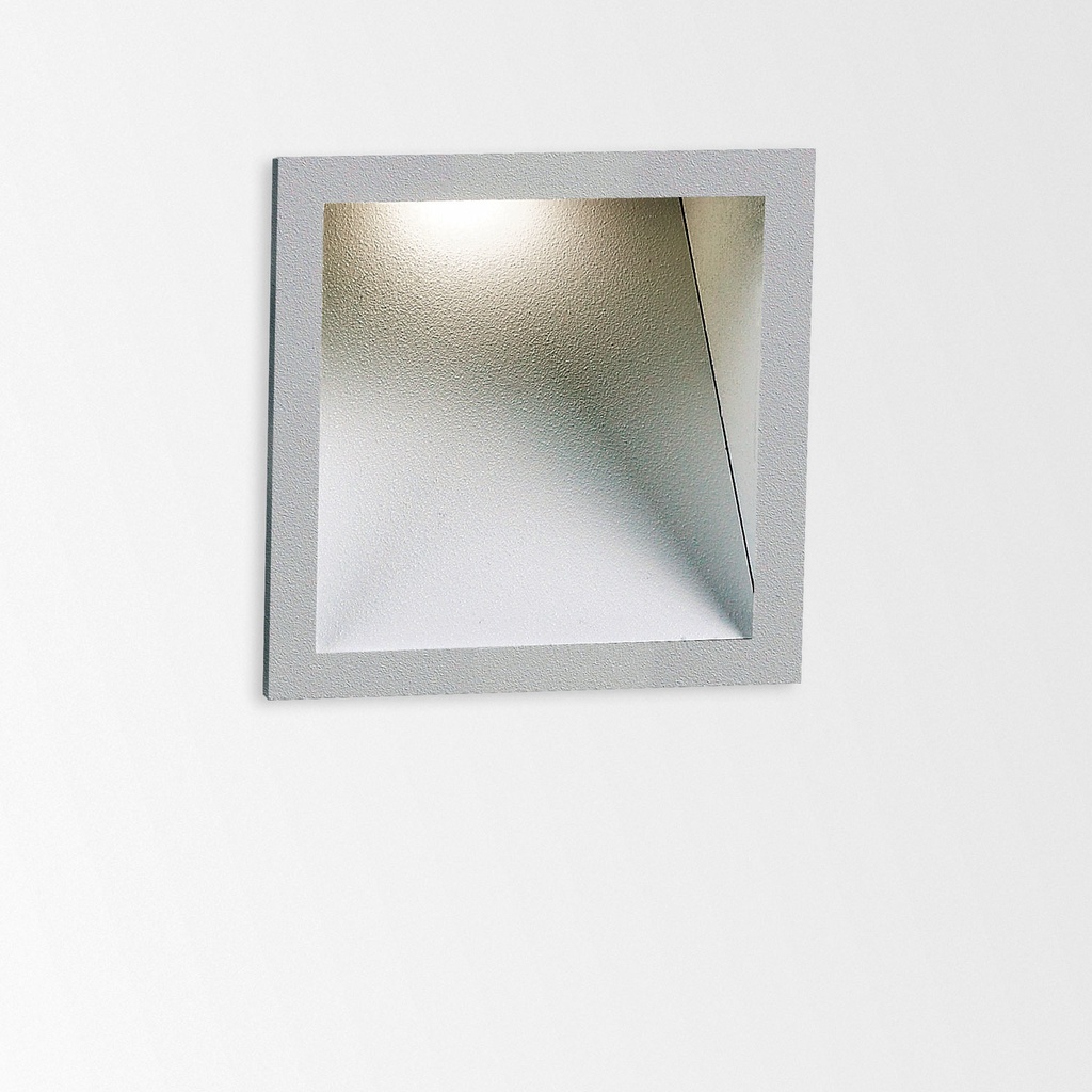 [DEL-202 04 12 A] HELI 1 SCREEN LED WW A