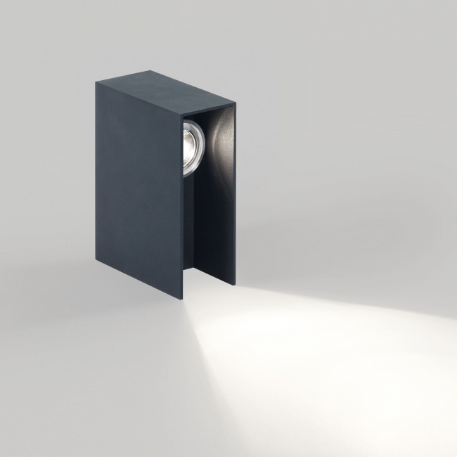 [DEL-223 00 12 N] STRIPER N