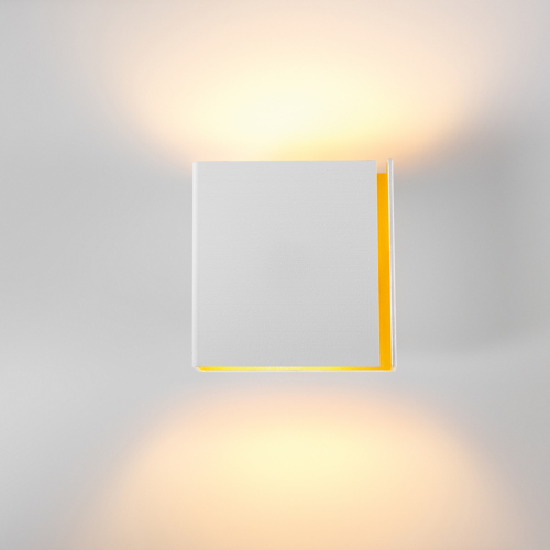 Split Wall Up/Down S 1x LED 2700K Trailing Edge DI White Structure - Gold Anodised