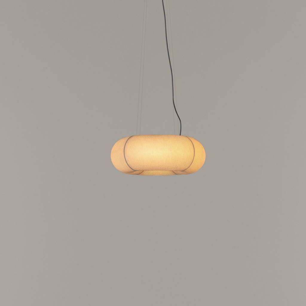 Tekiò Circular: P4 lampshade: Washi Japanese paper. P4 structure: metal. Canopy: Circular. Dimming: