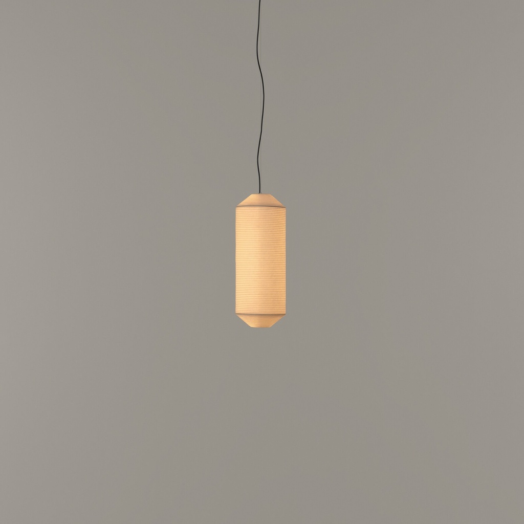 Tekiò Vertical: : Metal P1 structure. : Washi Japanese paper P1 shade. Dimming: DALI.