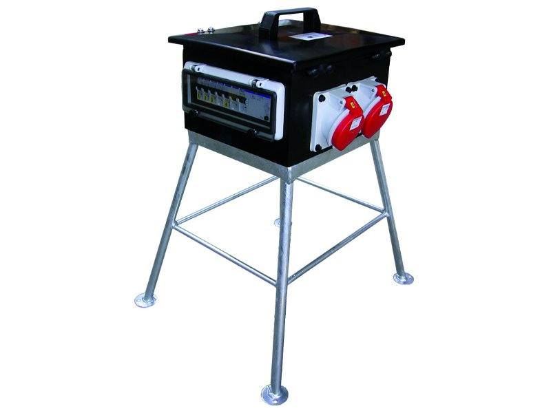 [DEM-COMBI1305AF] Volrubberen draagbare combinatiekast 63A + Galva poot