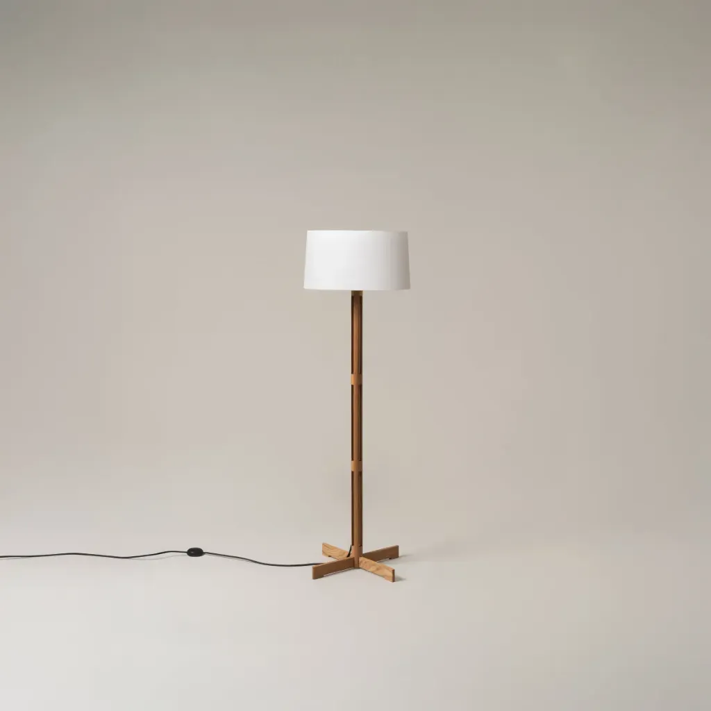 [SNC-FADSB02] FAD Fija, White parchment lampshade.